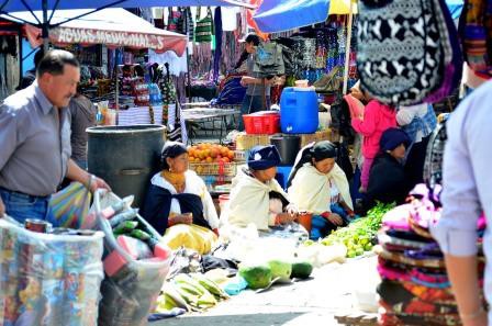 Marché du samedi, Otavalo